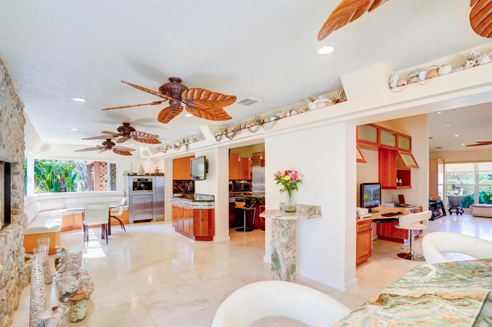 1191 Emerald Drive Singer Island, FL 33404