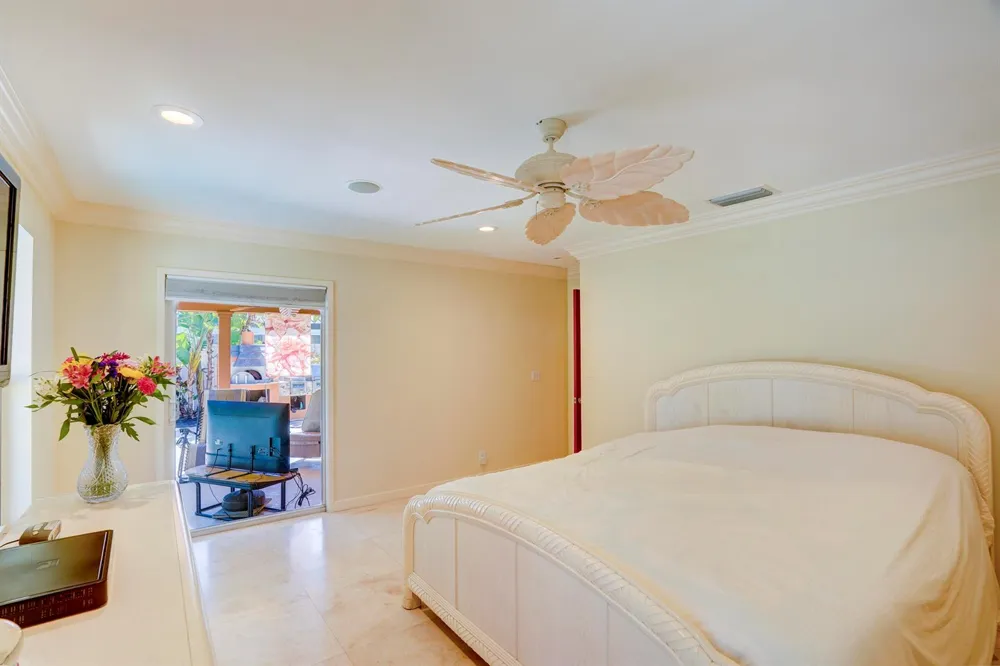 1191 Emerald Drive Singer Island, FL 33404