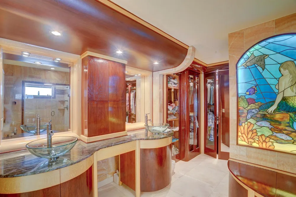 1191 Emerald Drive Singer Island, FL 33404