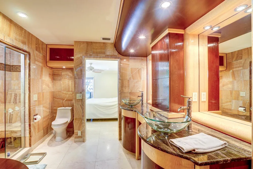 1191 Emerald Drive Singer Island, FL 33404