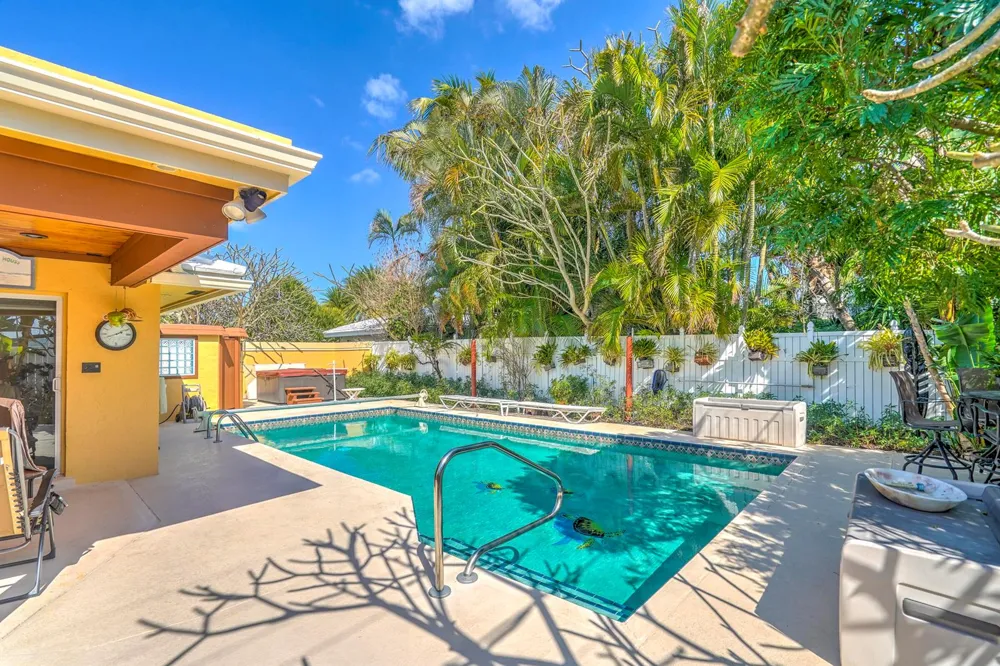 1191 Emerald Drive Singer Island, FL 33404