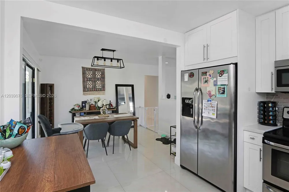 6751 SW 13th St Miami, FL 33144
