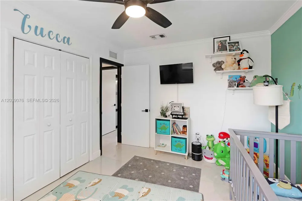 6751 SW 13th St Miami, FL 33144