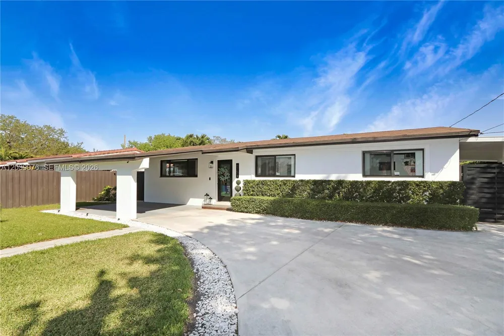 6751 SW 13th St Miami, FL 33144