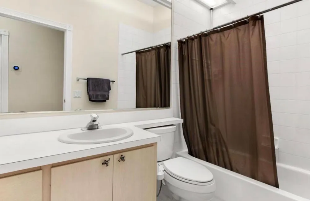 1092 Bedford Avenue Palm Beach Gardens, FL 33403