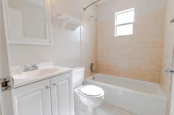 874 Blossom Sebastian, FL 32958