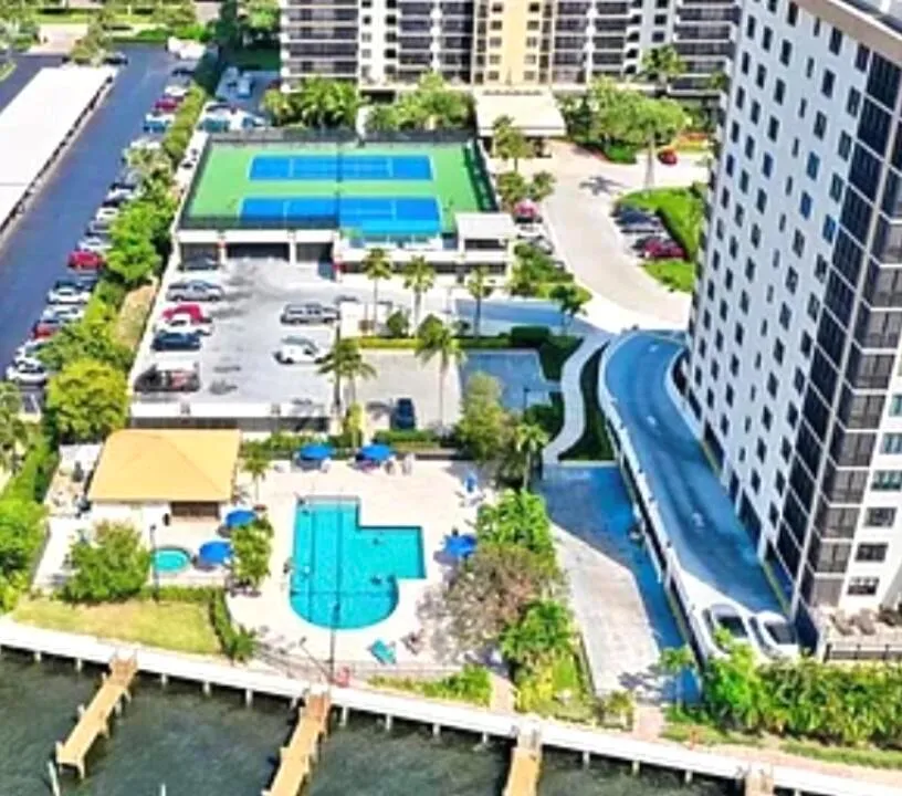 3400 S Ocean Boulevard E #3l Highland Beach, FL 33487