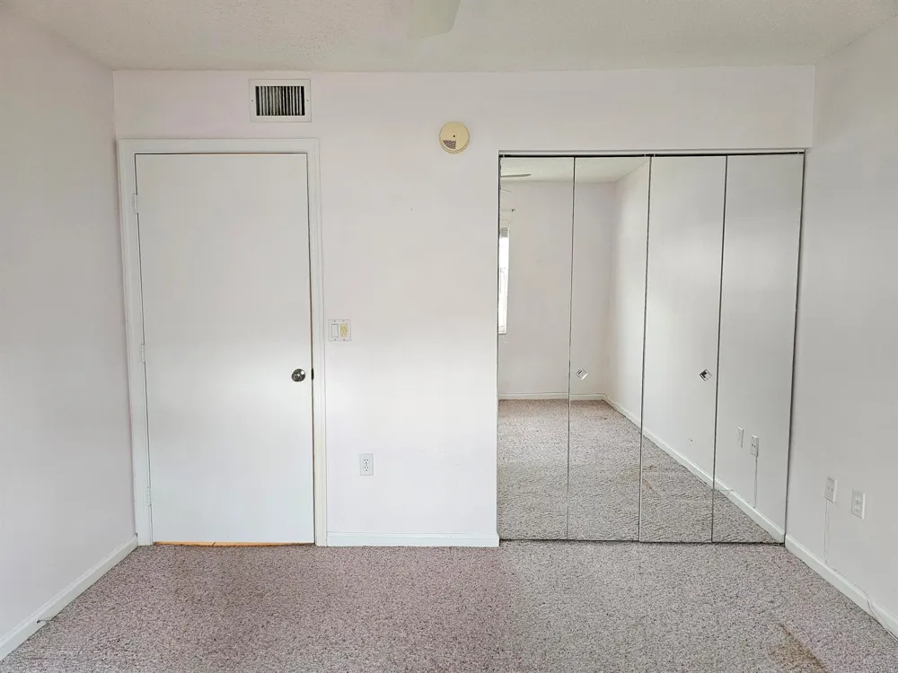 9963 Seacrest Circle #101 Boynton Beach, FL 33437