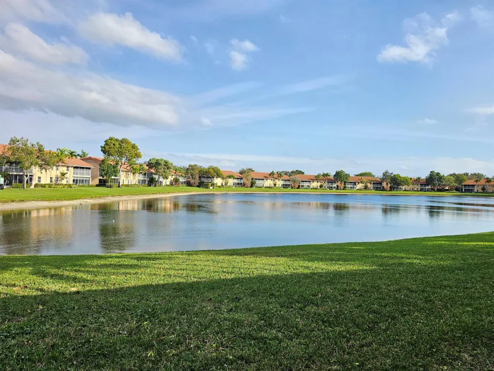 9963 Seacrest Circle #101 Boynton Beach, FL 33437