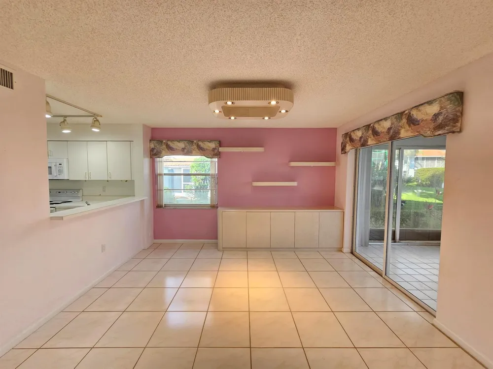 9963 Seacrest Circle #101 Boynton Beach, FL 33437