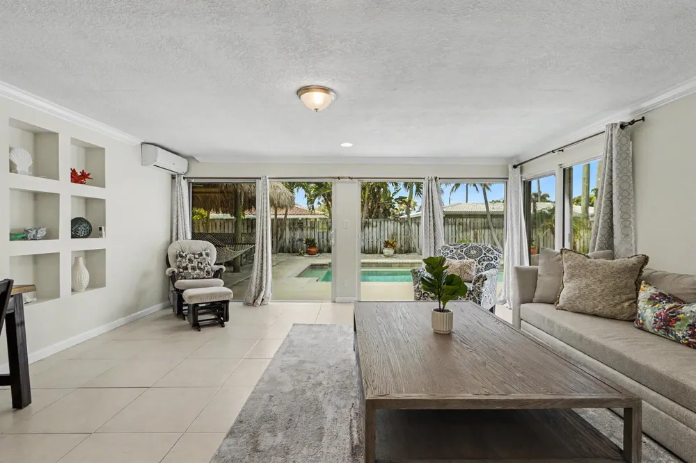 2770 NE 53rd Street Lighthouse Point, FL 33064