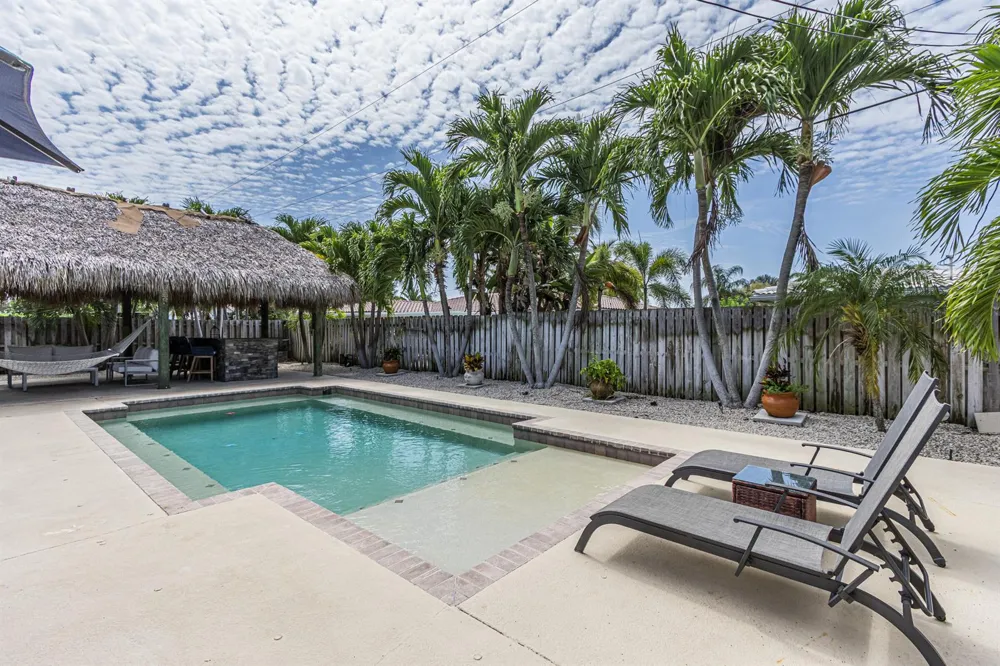 2770 NE 53rd Street Lighthouse Point, FL 33064