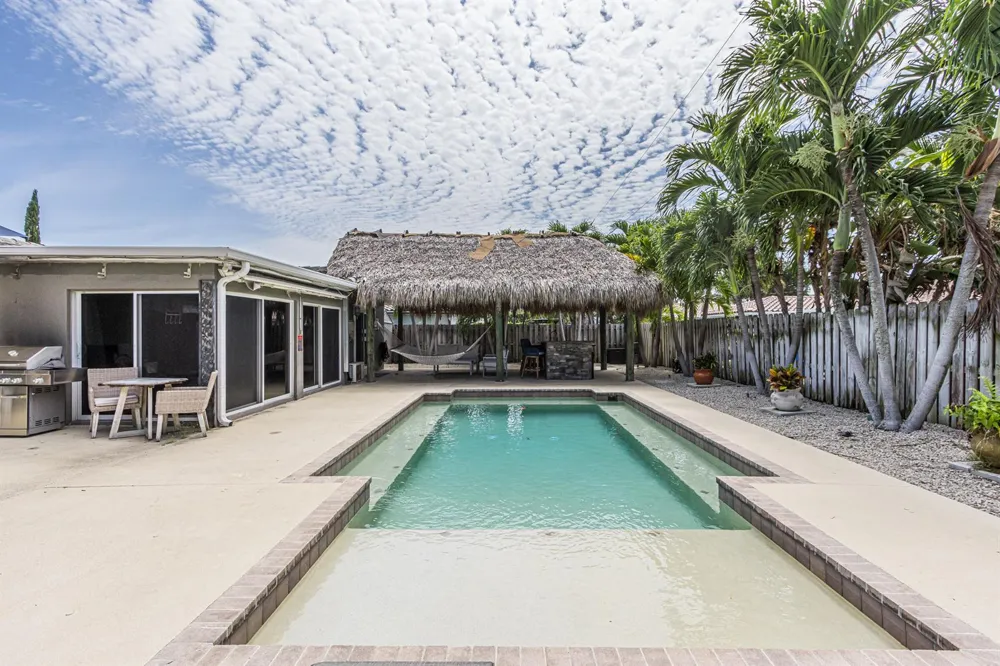 2770 NE 53rd Street Lighthouse Point, FL 33064
