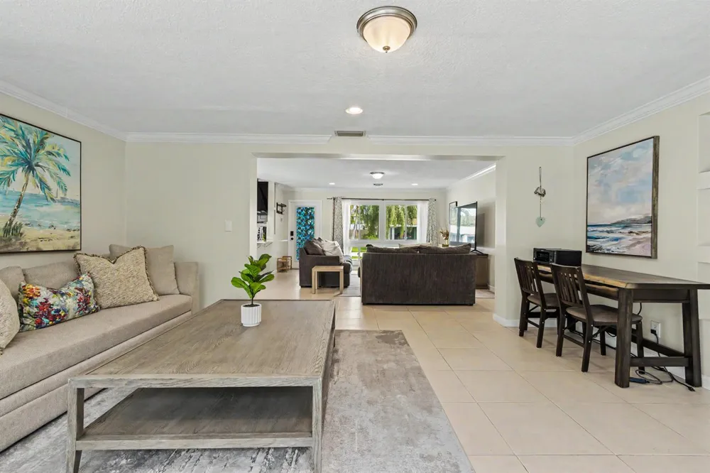 2770 NE 53rd Street Lighthouse Point, FL 33064