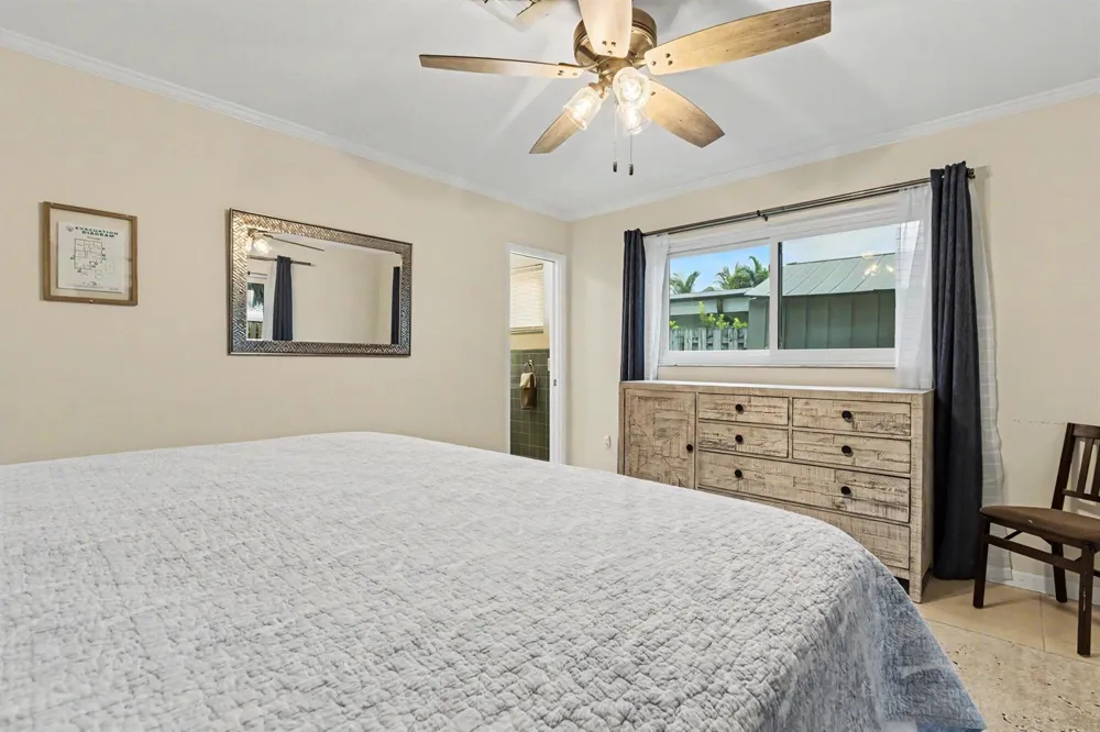 2770 NE 53rd Street Lighthouse Point, FL 33064