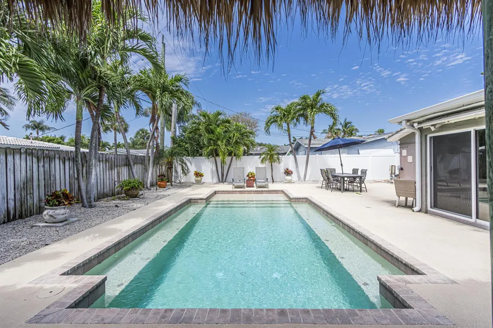 2770 NE 53rd Street Lighthouse Point, FL 33064