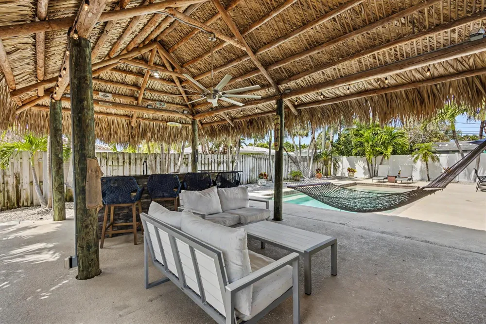 2770 NE 53rd Street Lighthouse Point, FL 33064