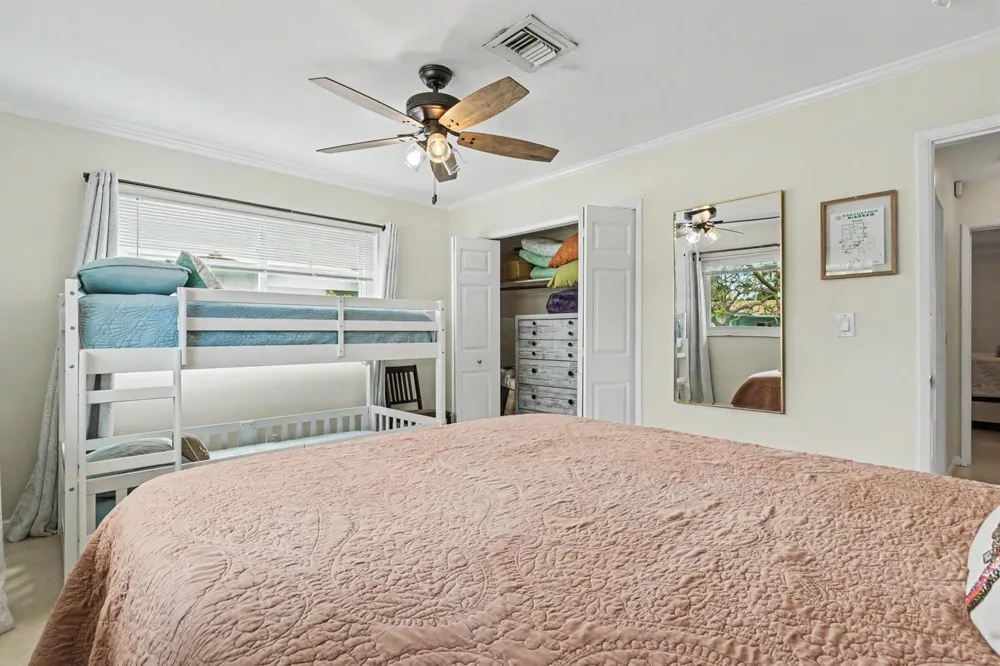 2770 NE 53rd Street Lighthouse Point, FL 33064