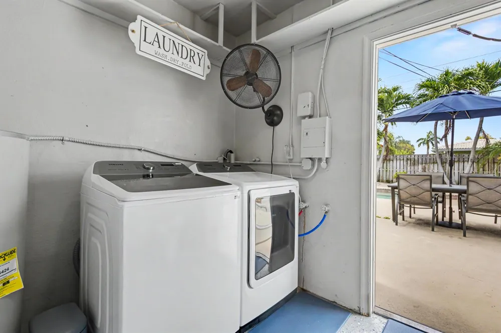 2770 NE 53rd Street Lighthouse Point, FL 33064
