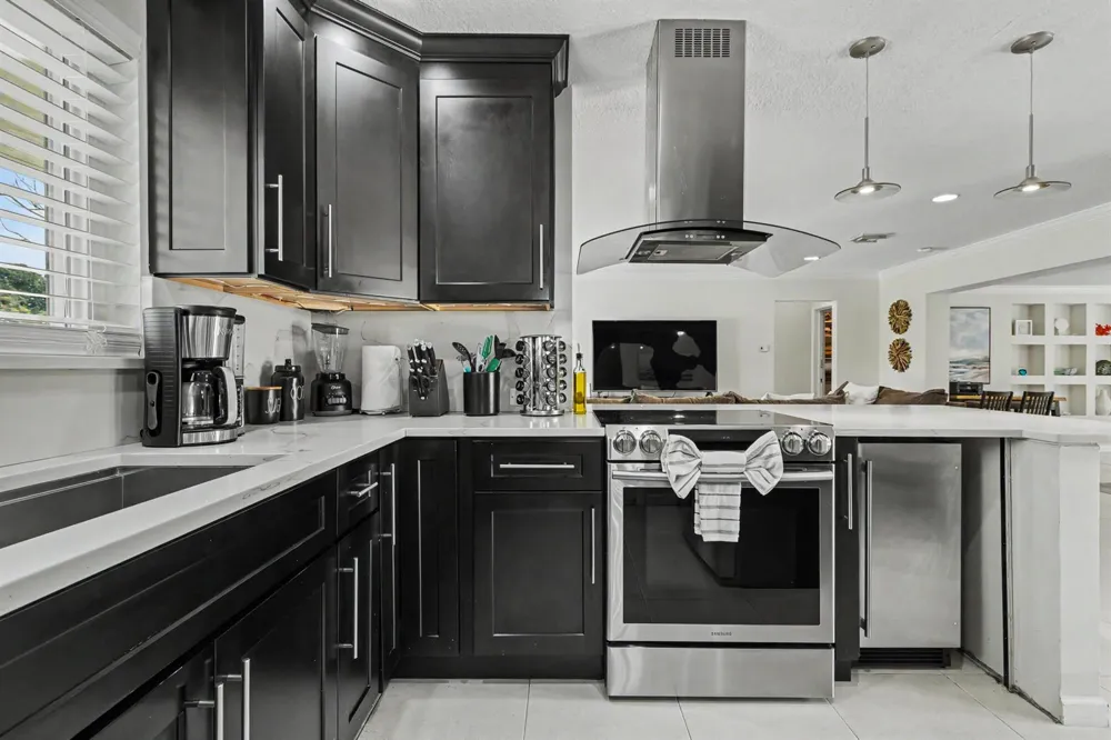 2770 NE 53rd Street Lighthouse Point, FL 33064