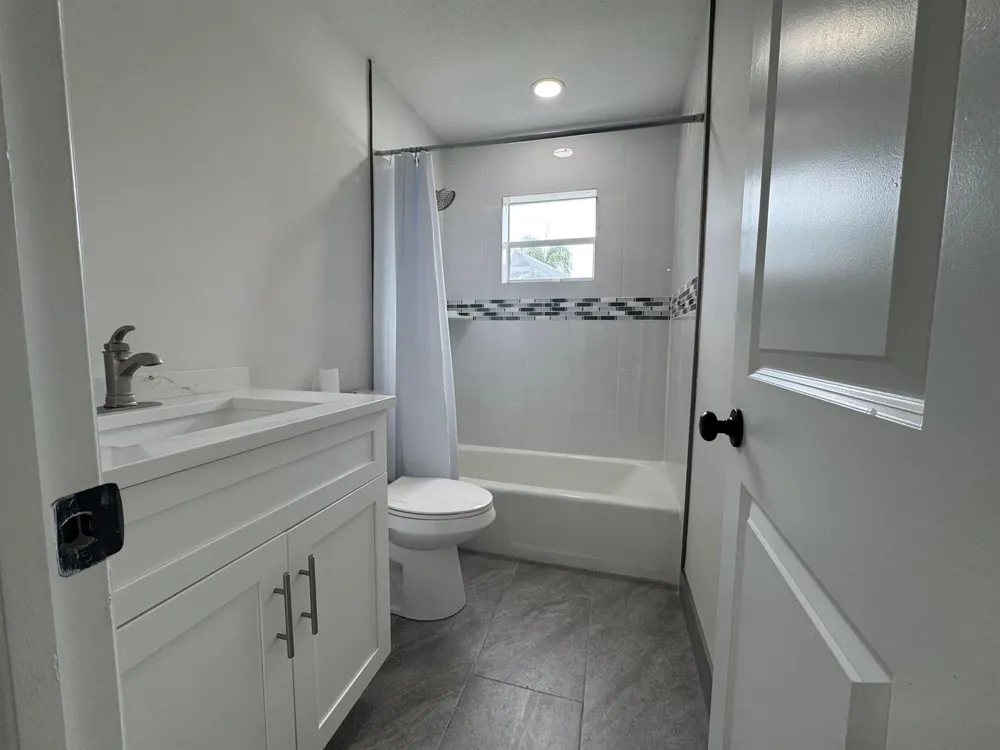 589 Cashiers Drive West Palm Beach, FL 33413