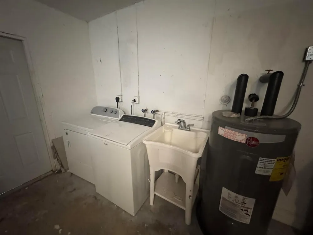 589 Cashiers Drive West Palm Beach, FL 33413