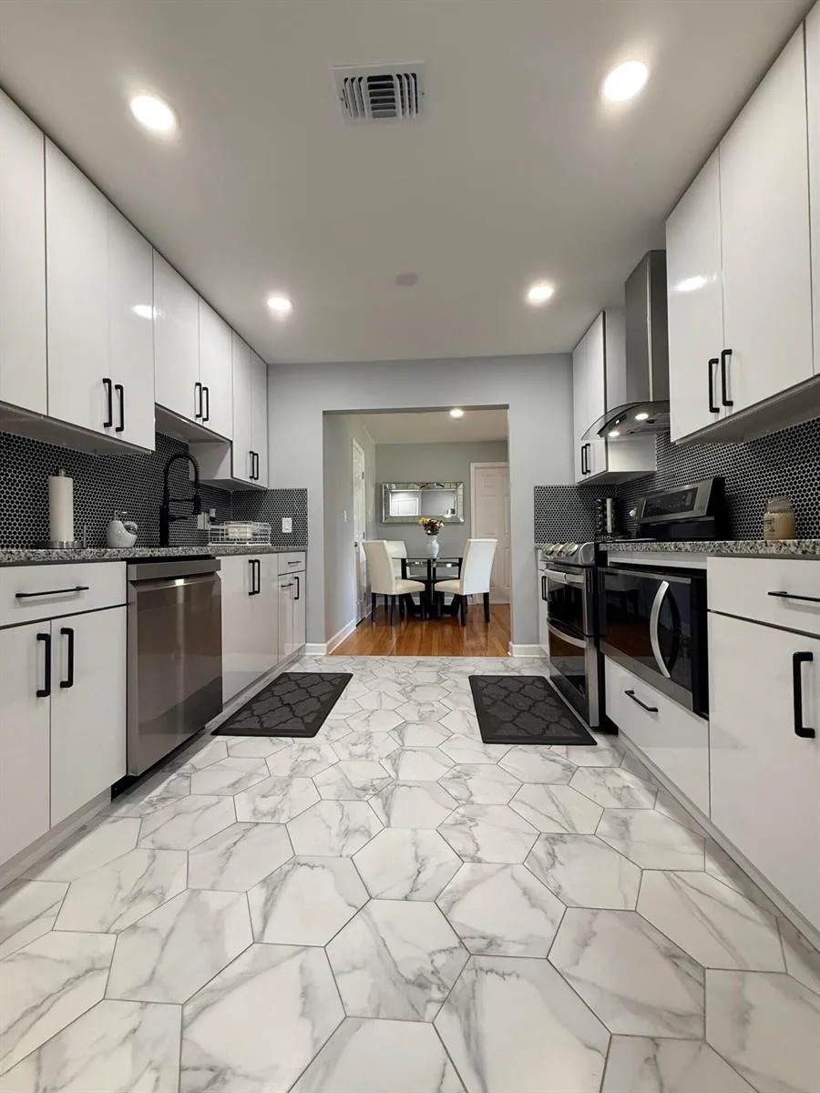 6343 Stetler Drive Jacksonville, FL 32216