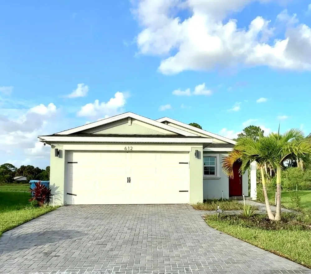 612 Papillon Street SW Palm Bay, FL 32908