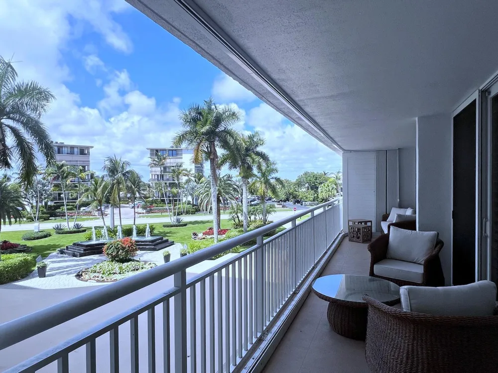 3546 S Ocean Boulevard #316 South Palm Beach, FL 33480