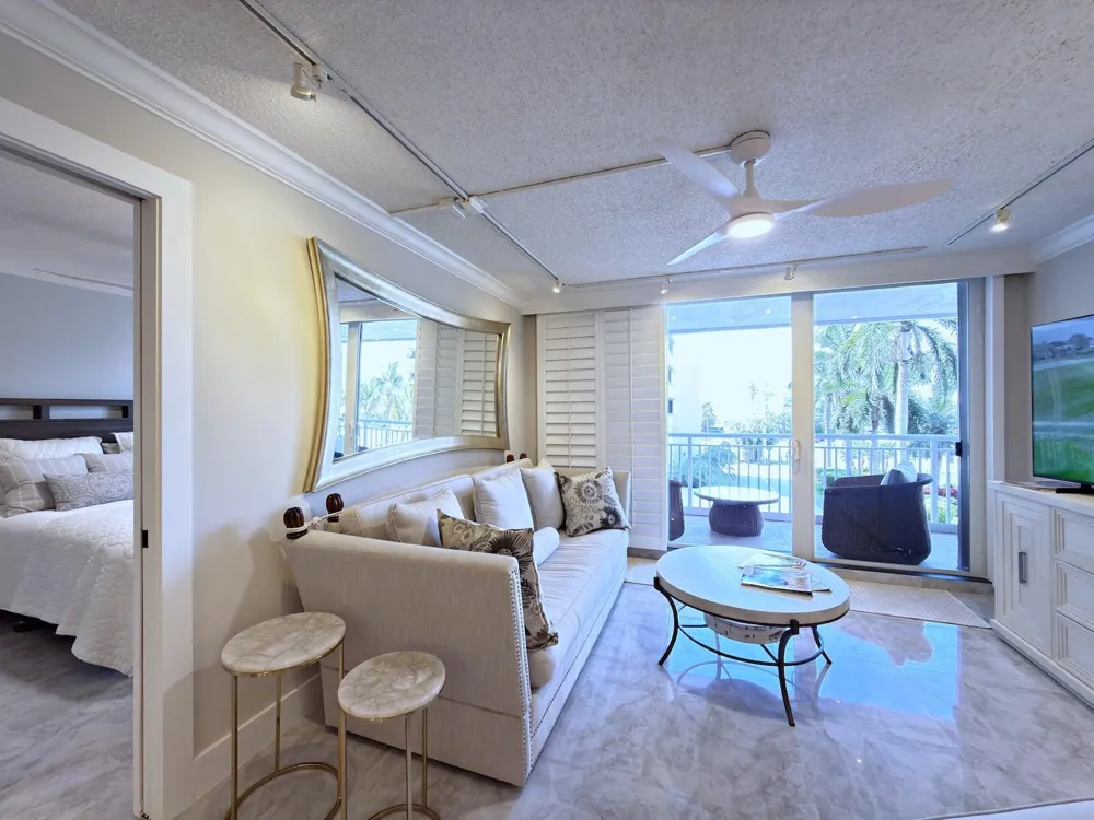 3546 S Ocean Boulevard #316 South Palm Beach, FL 33480