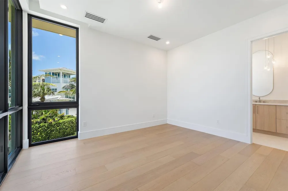 390 Jupiter Lane Juno Beach, FL 33408