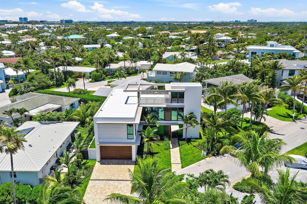 390 Jupiter Lane Juno Beach, FL 33408