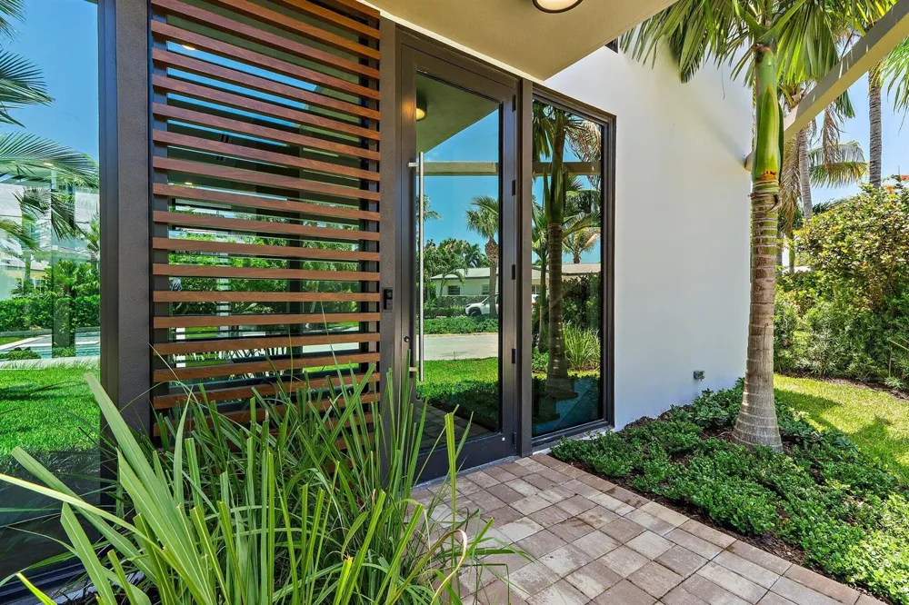390 Jupiter Lane Juno Beach, FL 33408