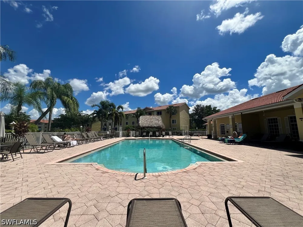Key Royal Circle #1036 Naples, FL 34119