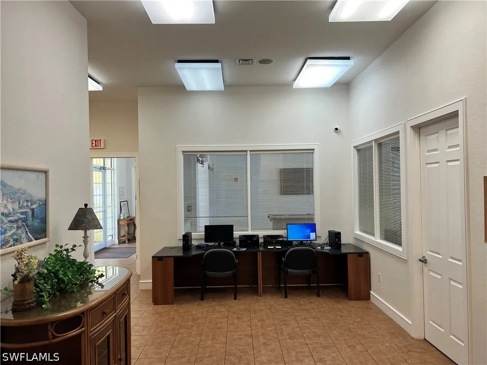 Key Royal Circle #1036 Naples, FL 34119