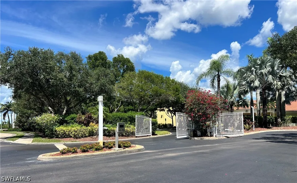 Key Royal Circle #1036 Naples, FL 34119