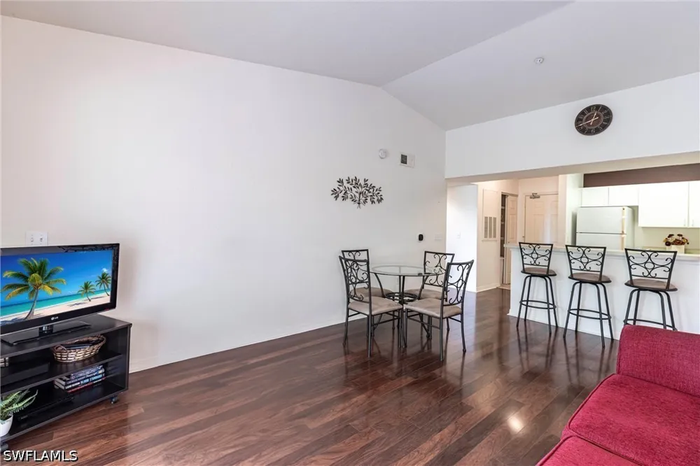 Key Royal Circle #1036 Naples, FL 34119