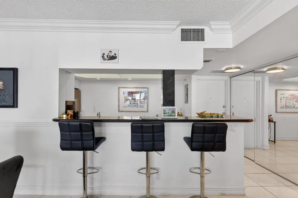 1149 Hillsboro Mile #1007 Hillsboro Beach, FL 33062