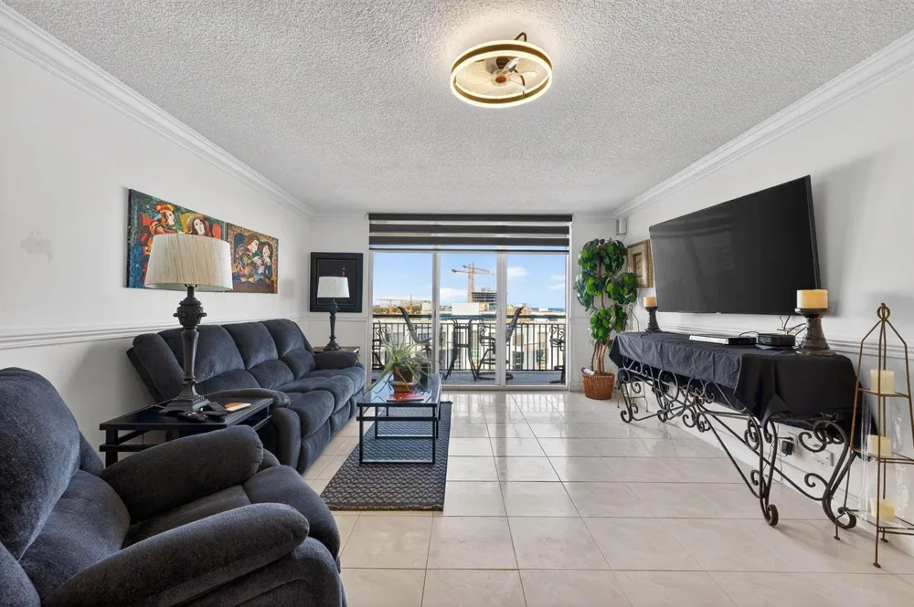 1149 Hillsboro Mile #1007 Hillsboro Beach, FL 33062