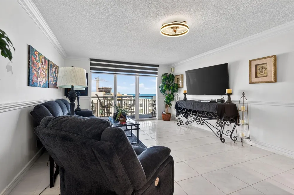 1149 Hillsboro Mile #1007 Hillsboro Beach, FL 33062