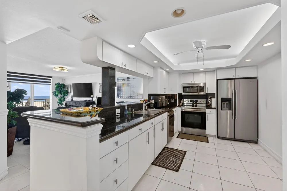 1149 Hillsboro Mile #1007 Hillsboro Beach, FL 33062