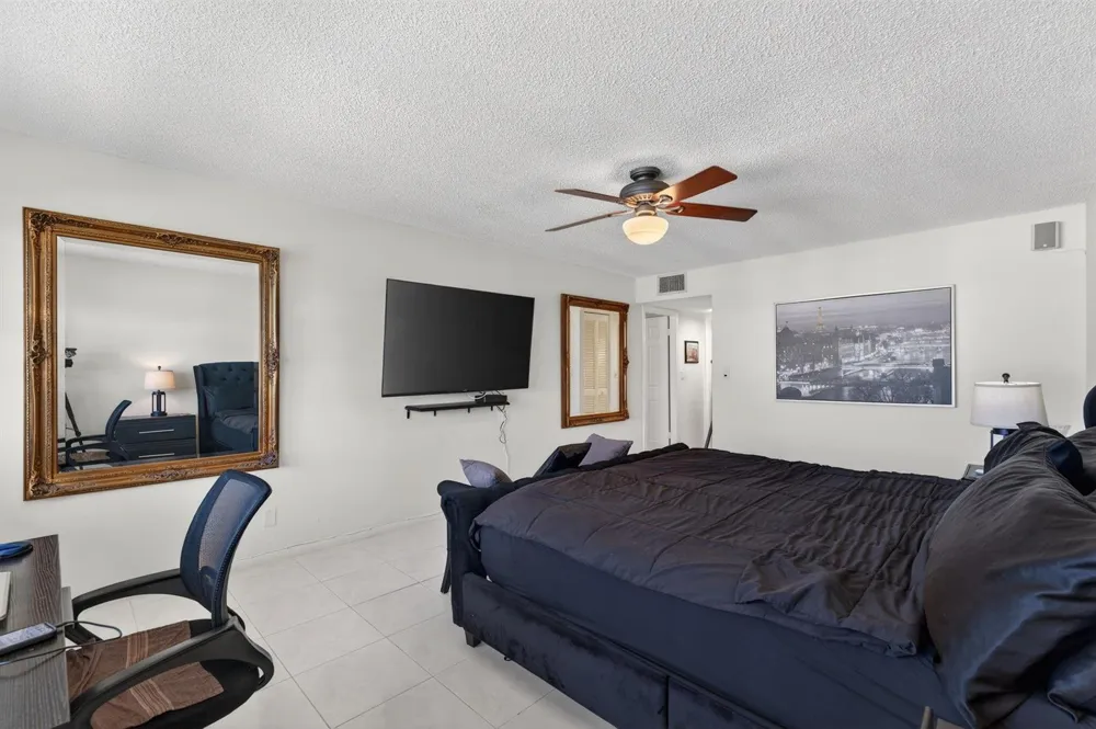 1149 Hillsboro Mile #1007 Hillsboro Beach, FL 33062