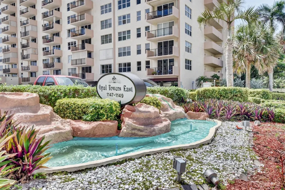 1149 Hillsboro Mile #1007 Hillsboro Beach, FL 33062
