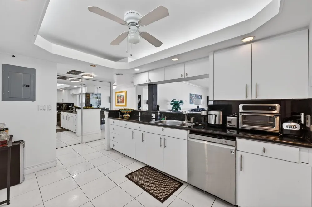 1149 Hillsboro Mile #1007 Hillsboro Beach, FL 33062