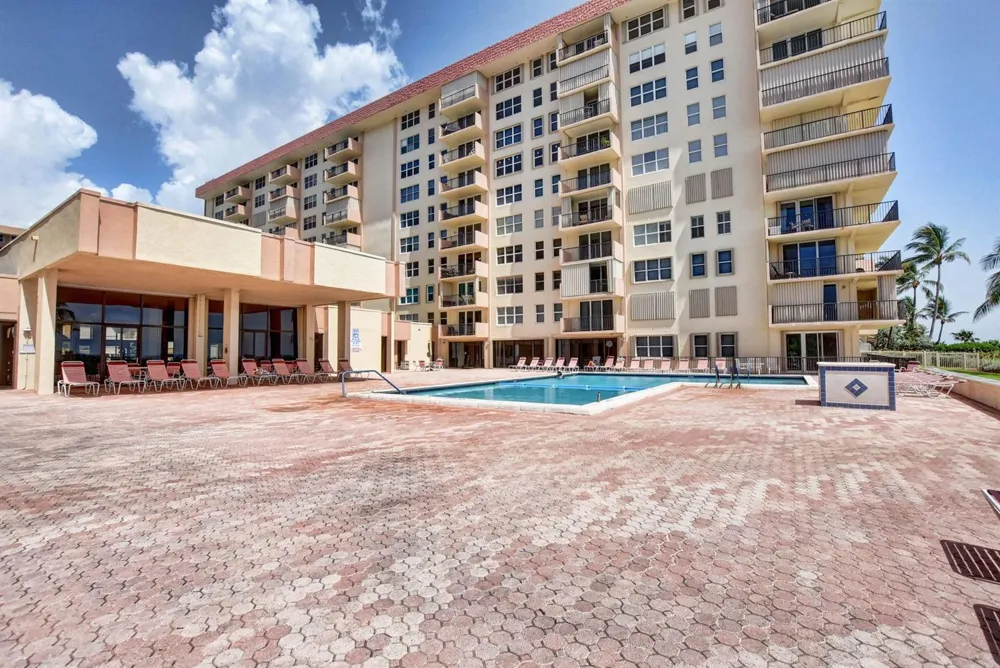 1149 Hillsboro Mile #1007 Hillsboro Beach, FL 33062