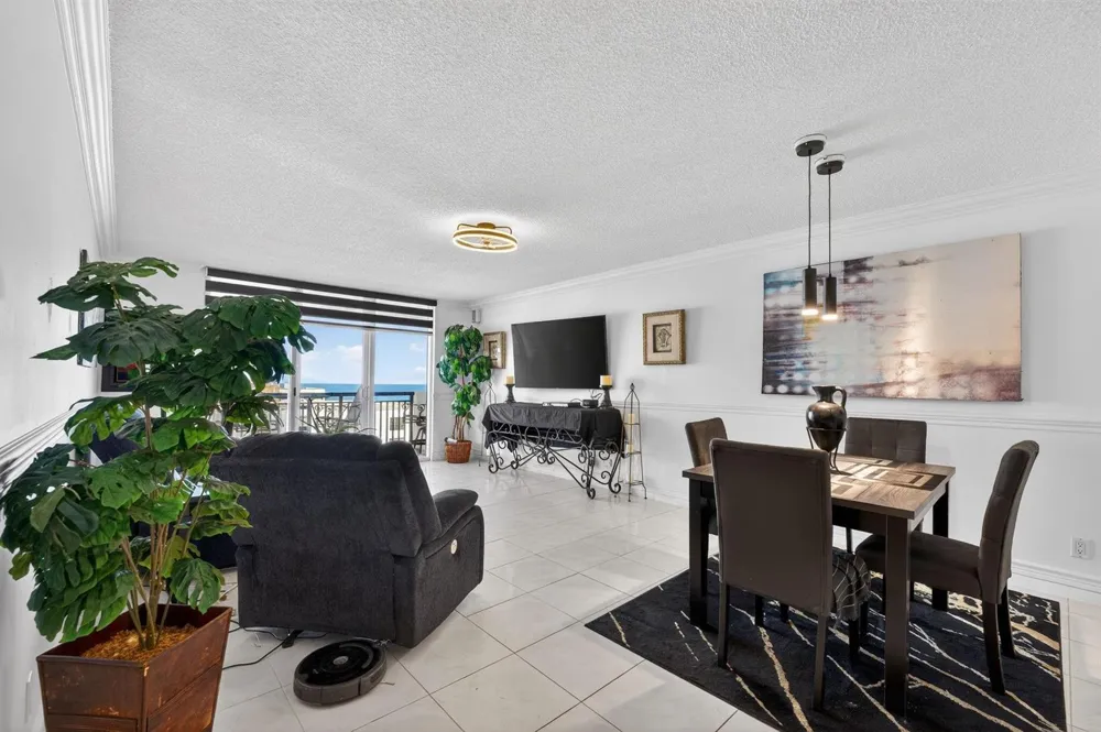 1149 Hillsboro Mile #1007 Hillsboro Beach, FL 33062