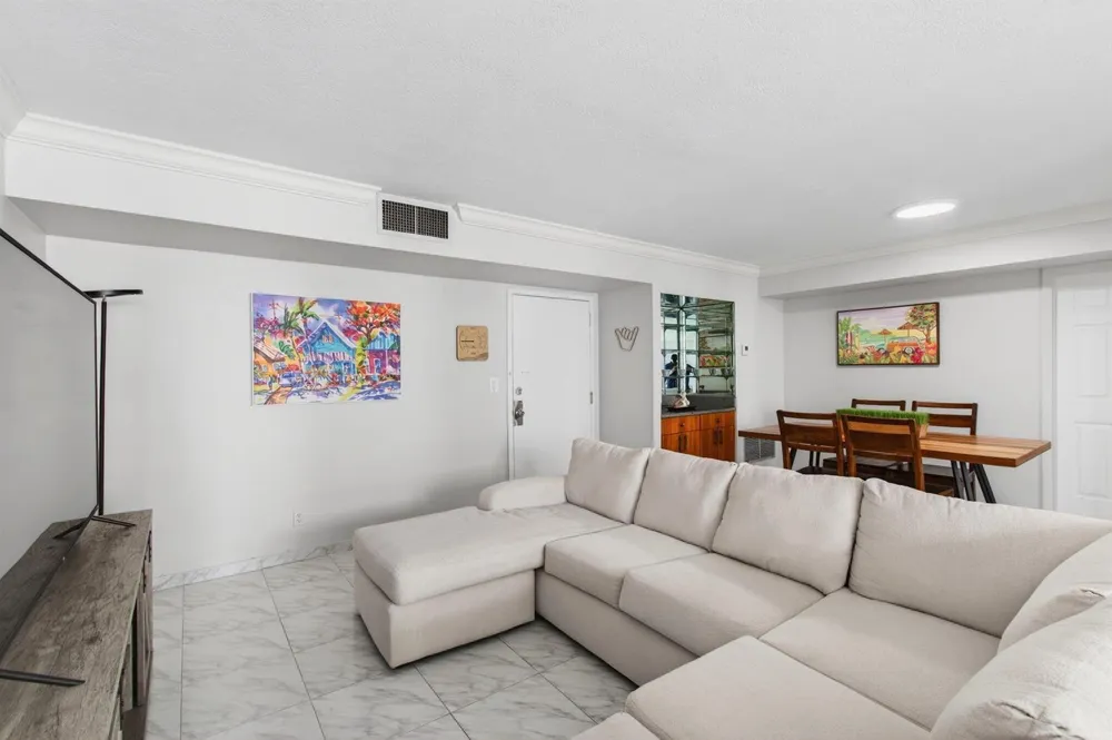 1239 Hillsboro Mile #403 Hillsboro Beach, FL 33062
