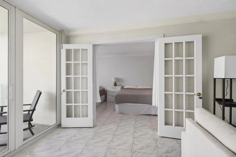1239 Hillsboro Mile #403 Hillsboro Beach, FL 33062