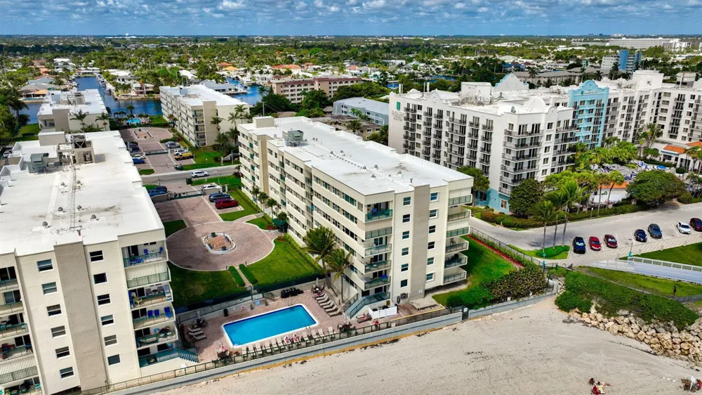 1239 Hillsboro Mile #403 Hillsboro Beach, FL 33062