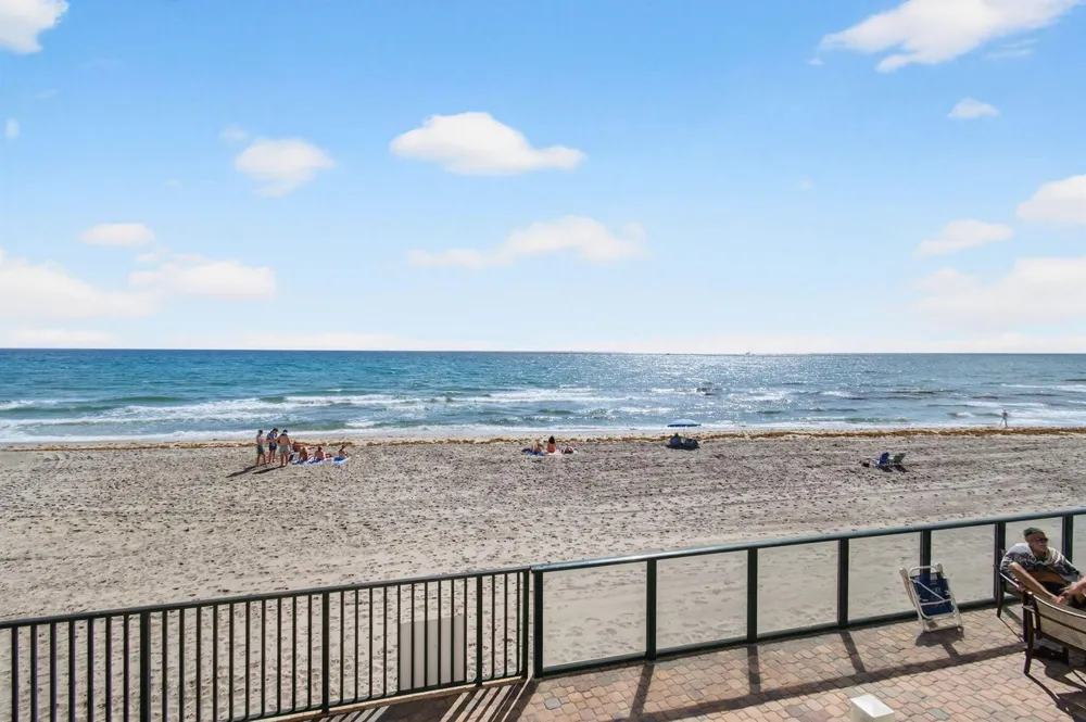 1239 Hillsboro Mile #403 Hillsboro Beach, FL 33062